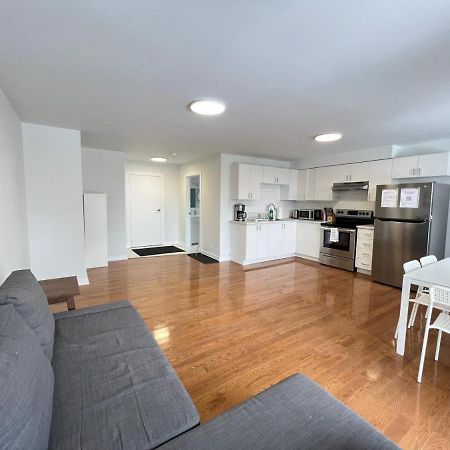 Letitia Heights !B Spacious And Quiet Private Bedroom With Shared Bathroom Беррі Екстер'єр фото