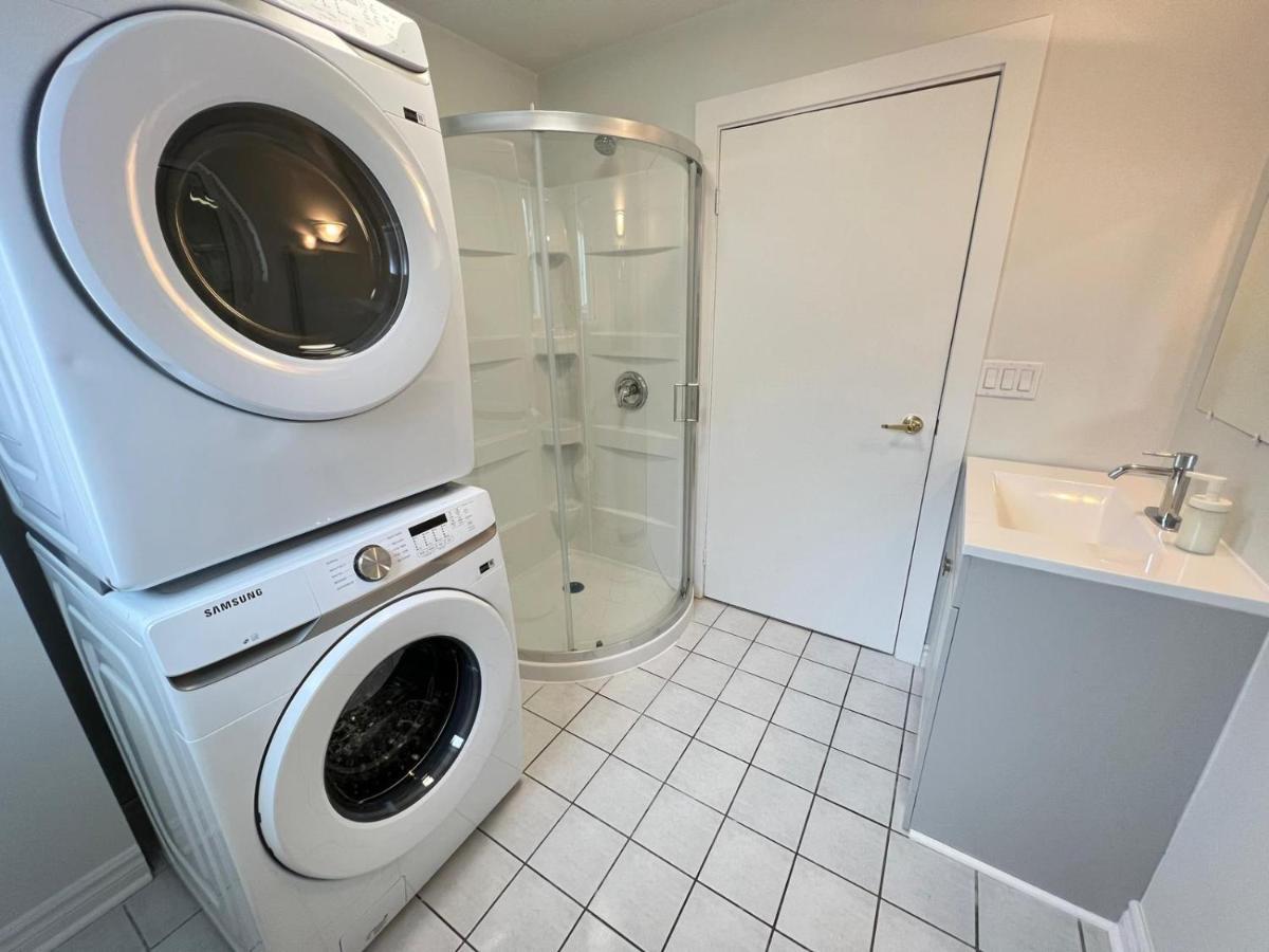Letitia Heights !B Spacious And Quiet Private Bedroom With Shared Bathroom Беррі Екстер'єр фото
