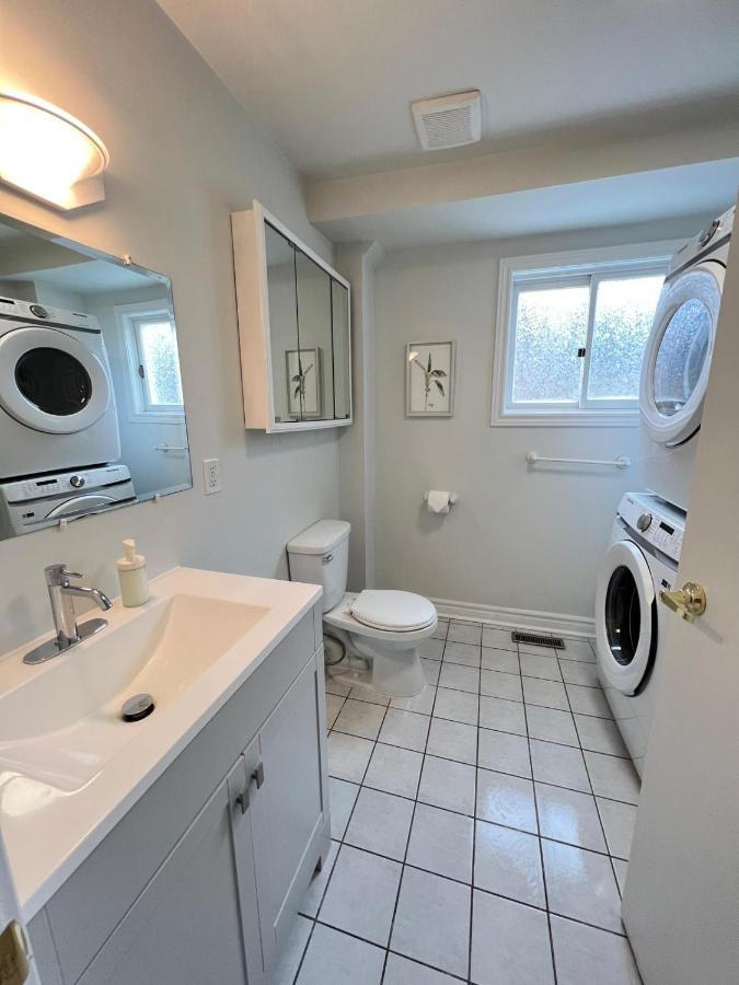Letitia Heights !B Spacious And Quiet Private Bedroom With Shared Bathroom Беррі Екстер'єр фото